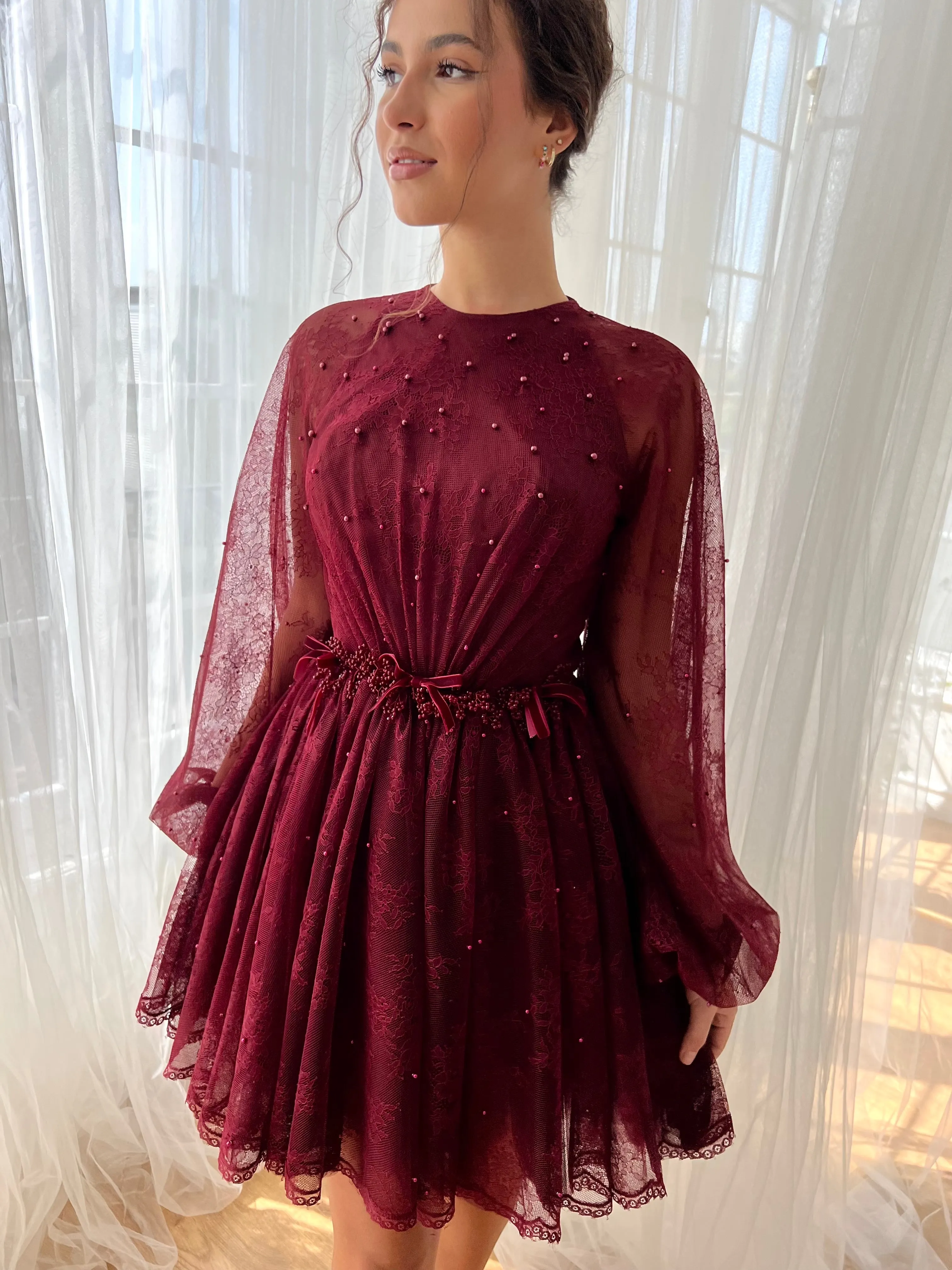 Burgundy Dantelle Mini Dress