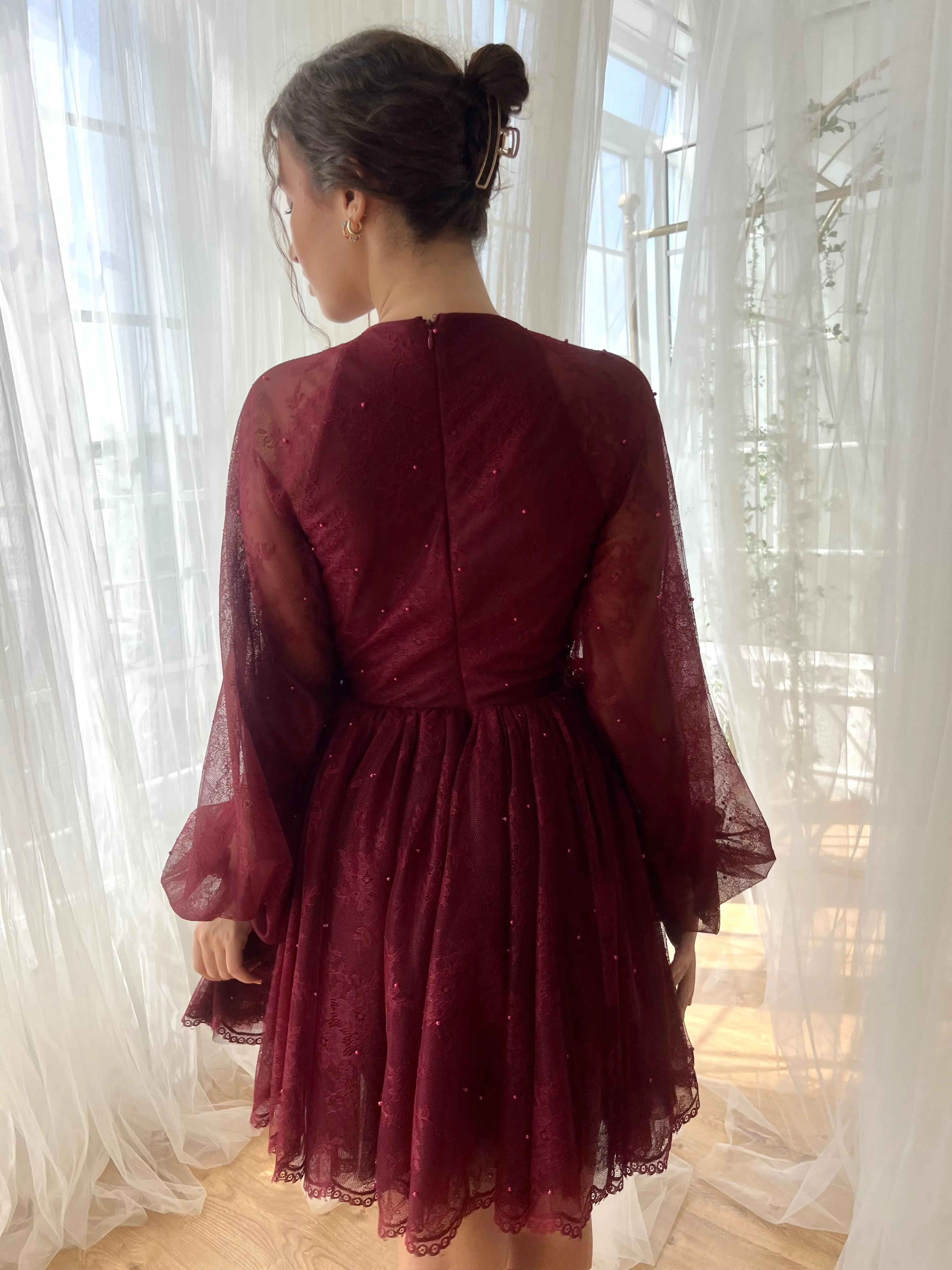 Burgundy Dantelle Mini Dress