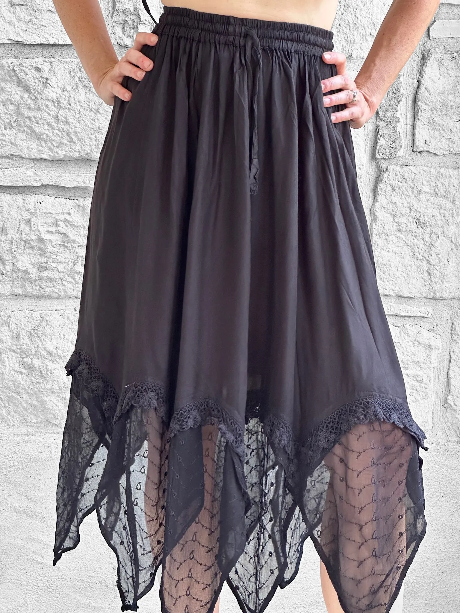 'Folly' Lace Skirt - Black