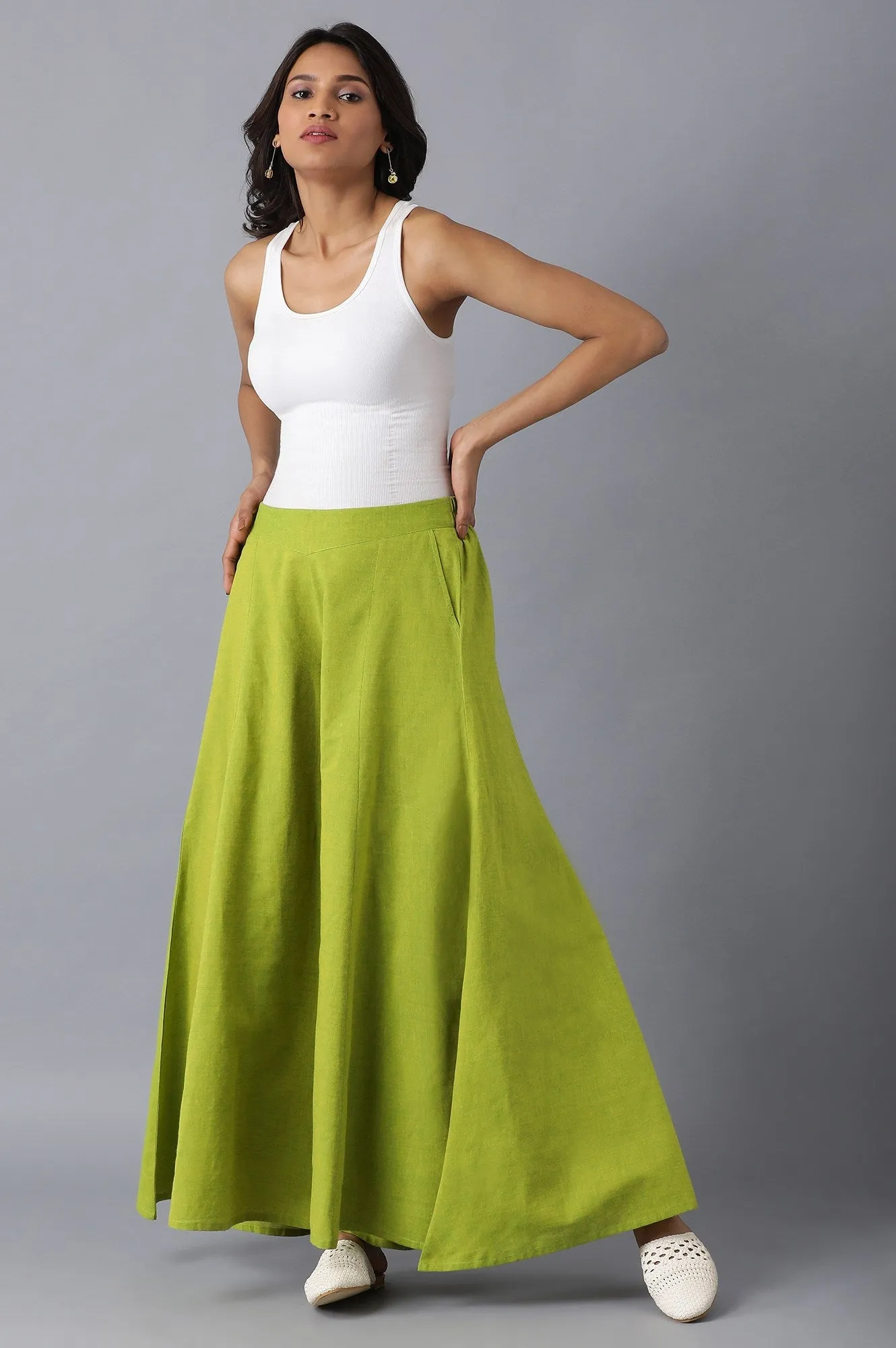 Green solid cotton palazzo