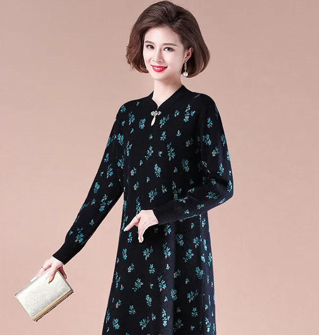 Key Hole Neck Long Sleeve Knee Length A-line Floral Knit Dress