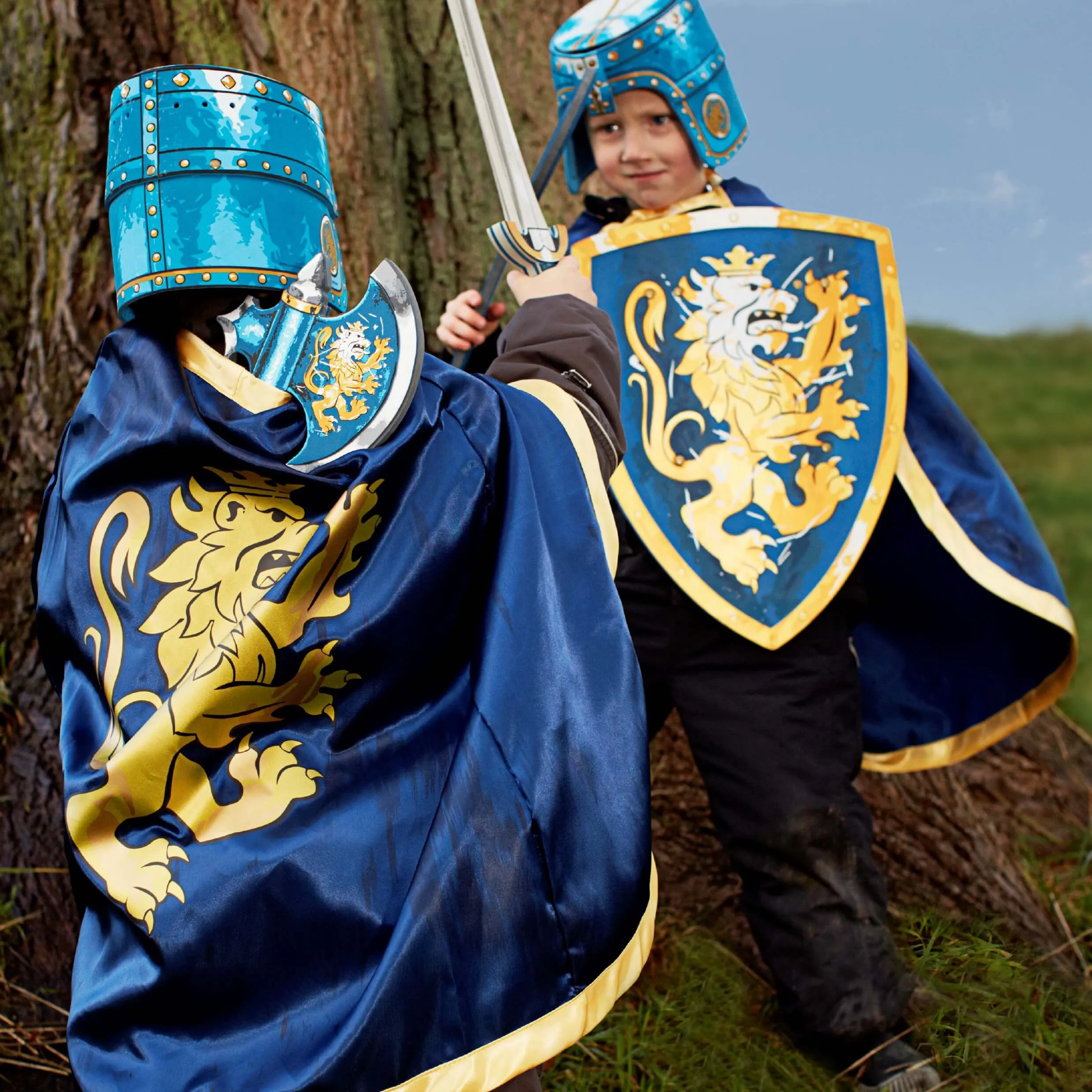 Knight Cape · Blue 