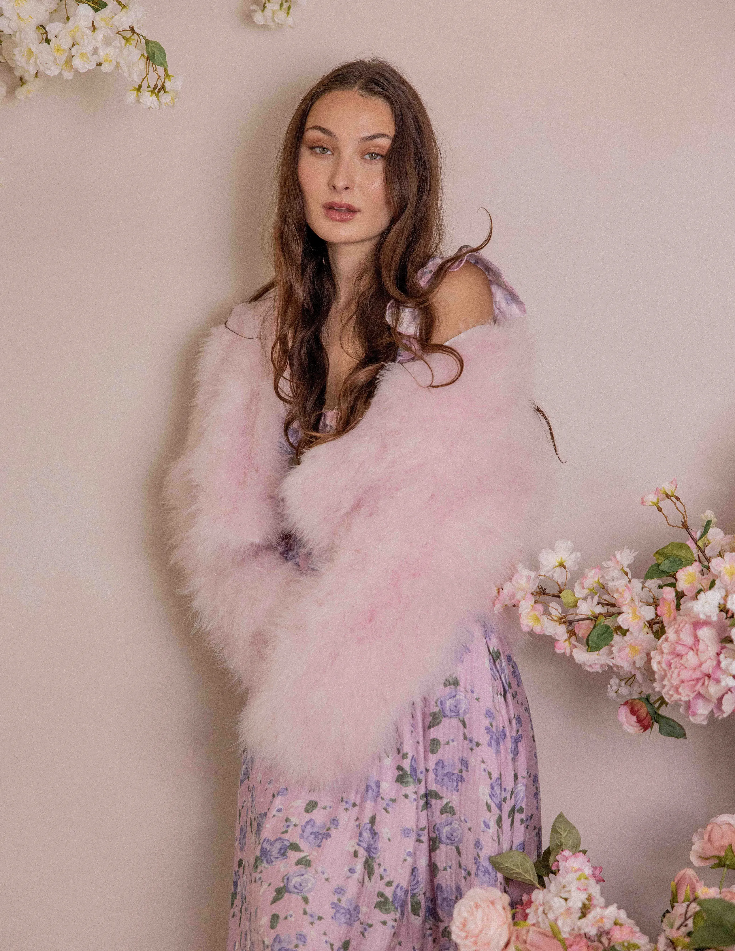 Lola - Crop Jacket in Barely Pink