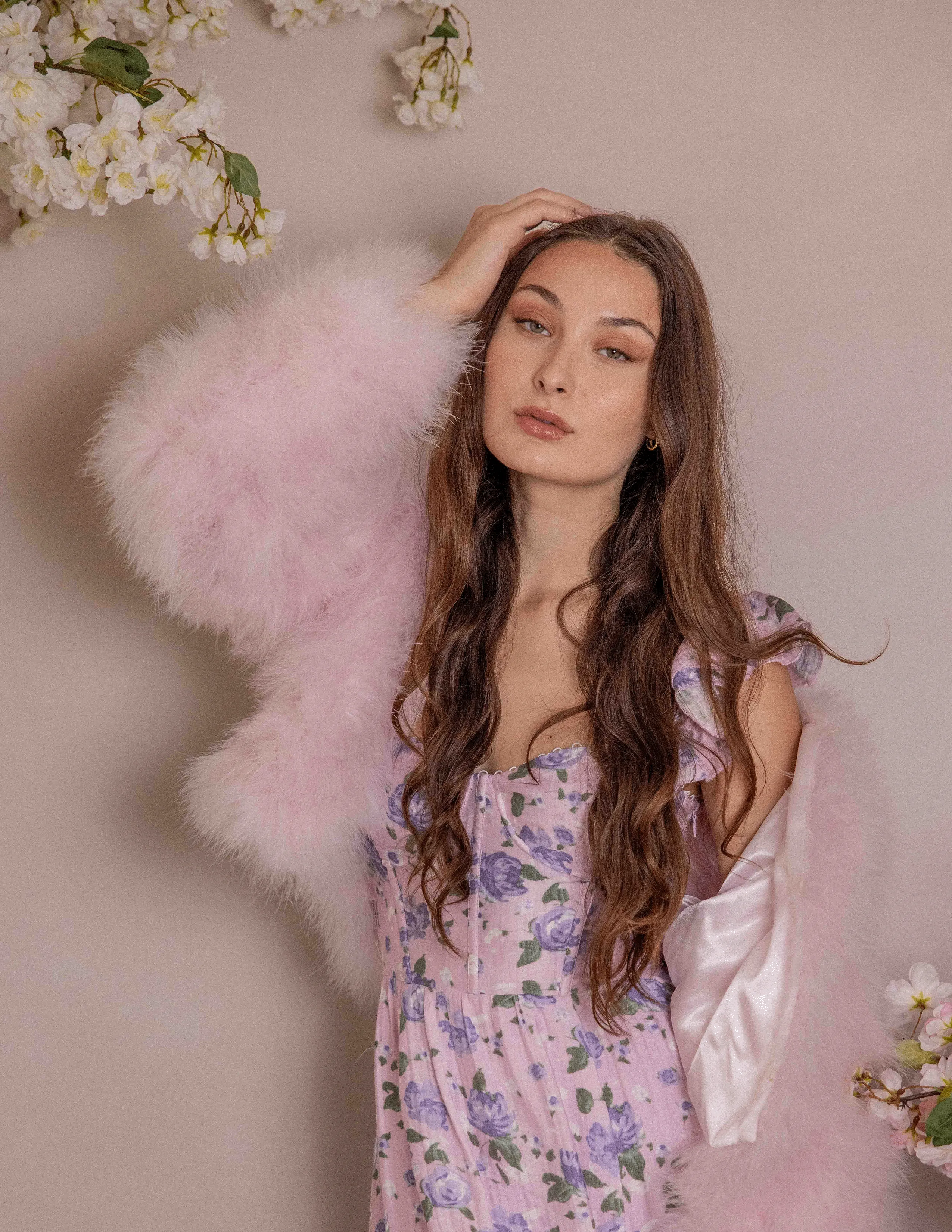 Lola - Crop Jacket in Barely Pink