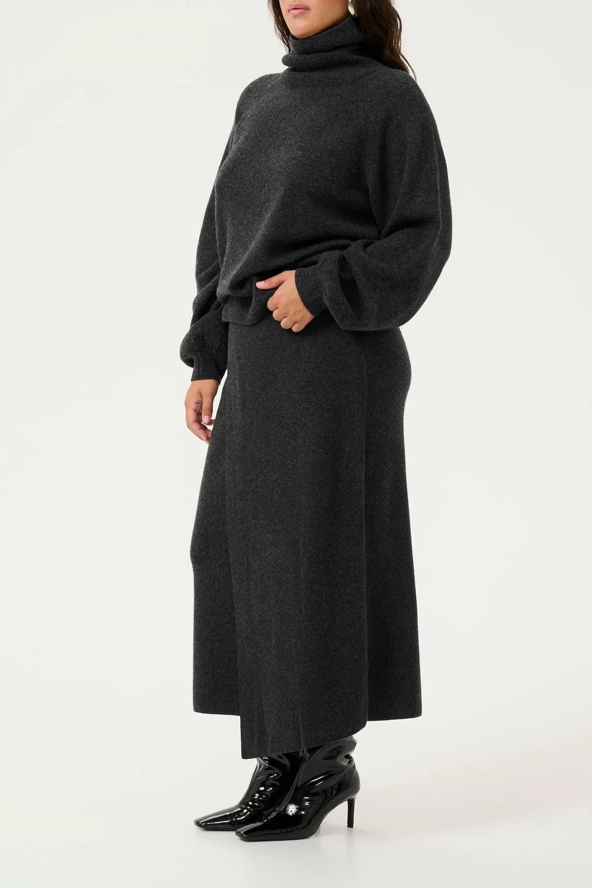 MANZIGZ SKIRT | DEEP GRAPHITE MELANGE
