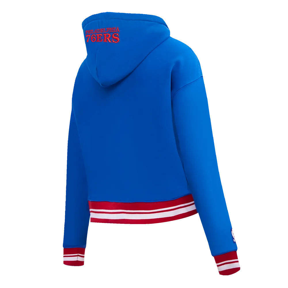 NBA PHILADELPHIA 76ers SCRIPT TAIL WOMEN'S RIB FLC CROPPED PO HOODIE (ROYAL BLUE/RED)