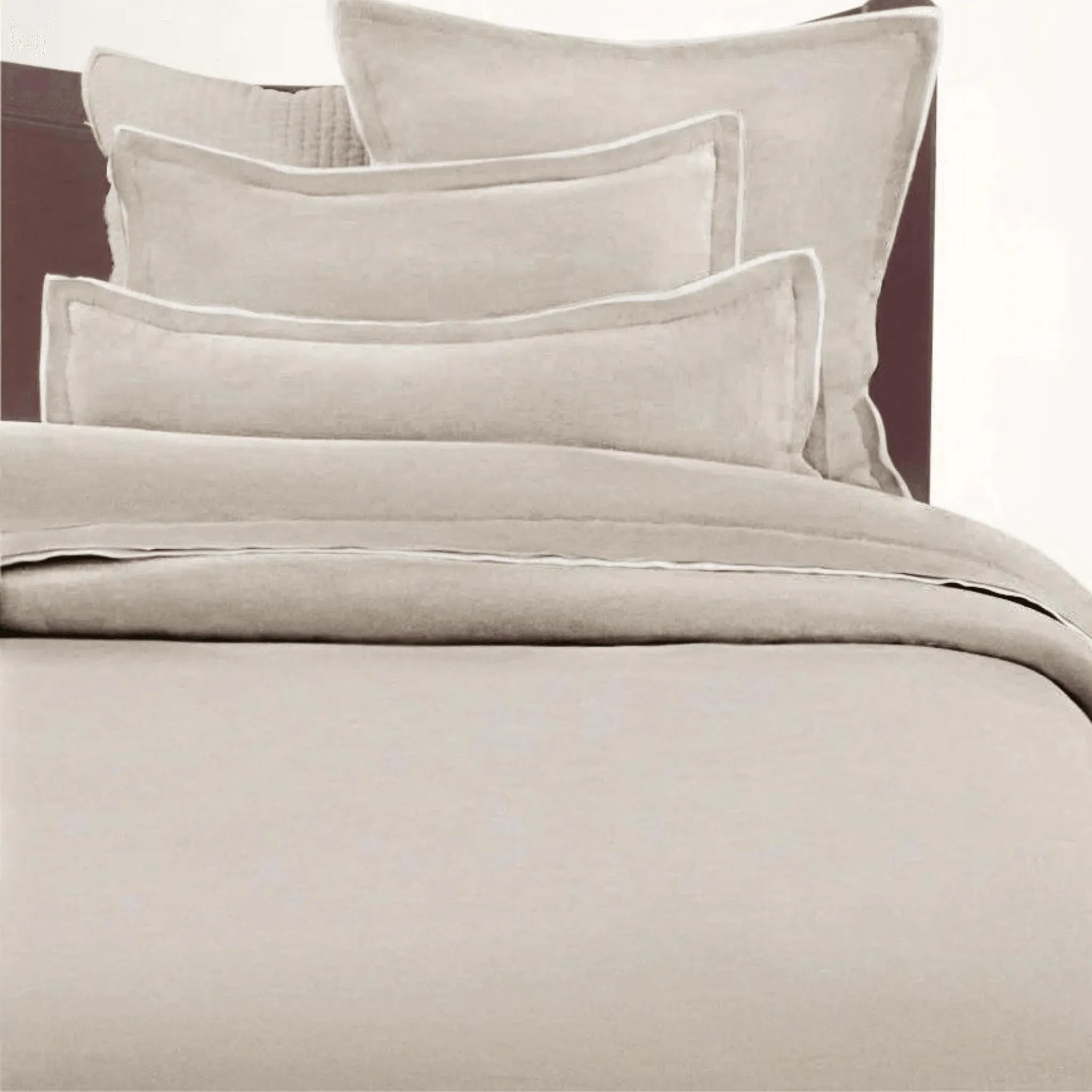 Nolan Duvet