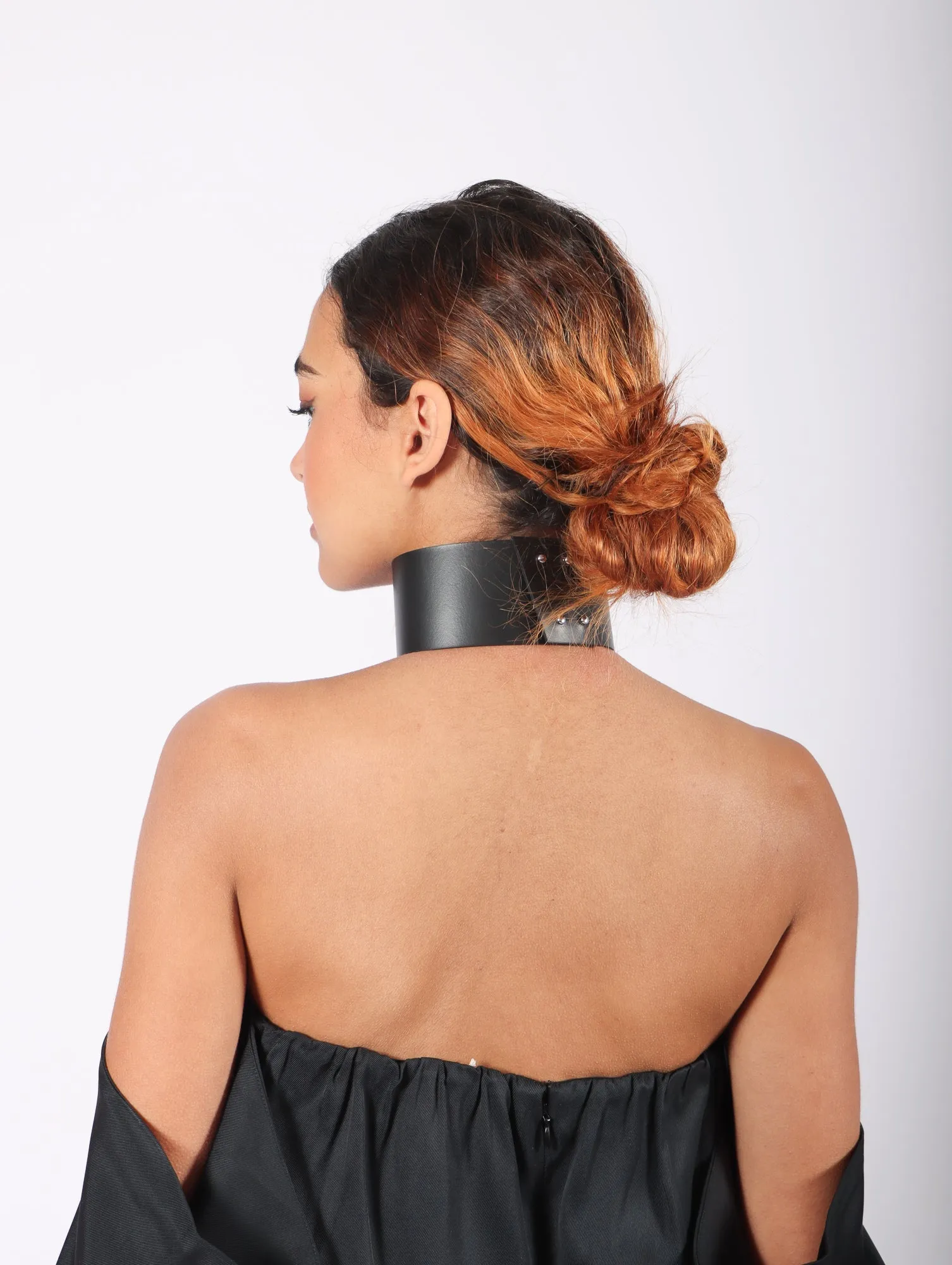 PL Choker in Black by Aumorfia
