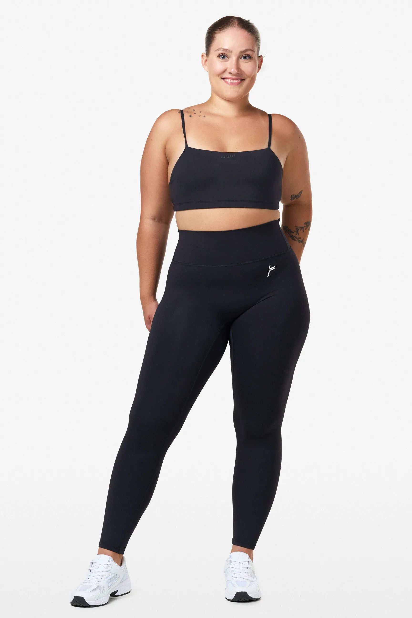 Signature Scrunch Leggings