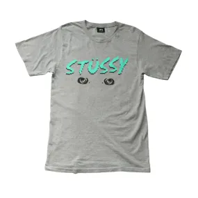 STUSSY SOMEONE'S WATCHING TEE  (S)